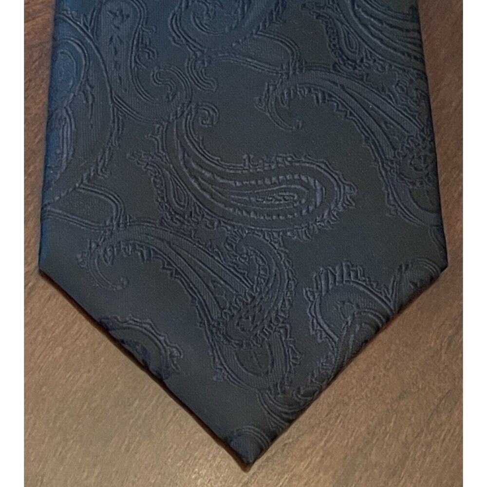 Kiss Ties Black 100% Microfiber Men’s Neck Tie Made In China